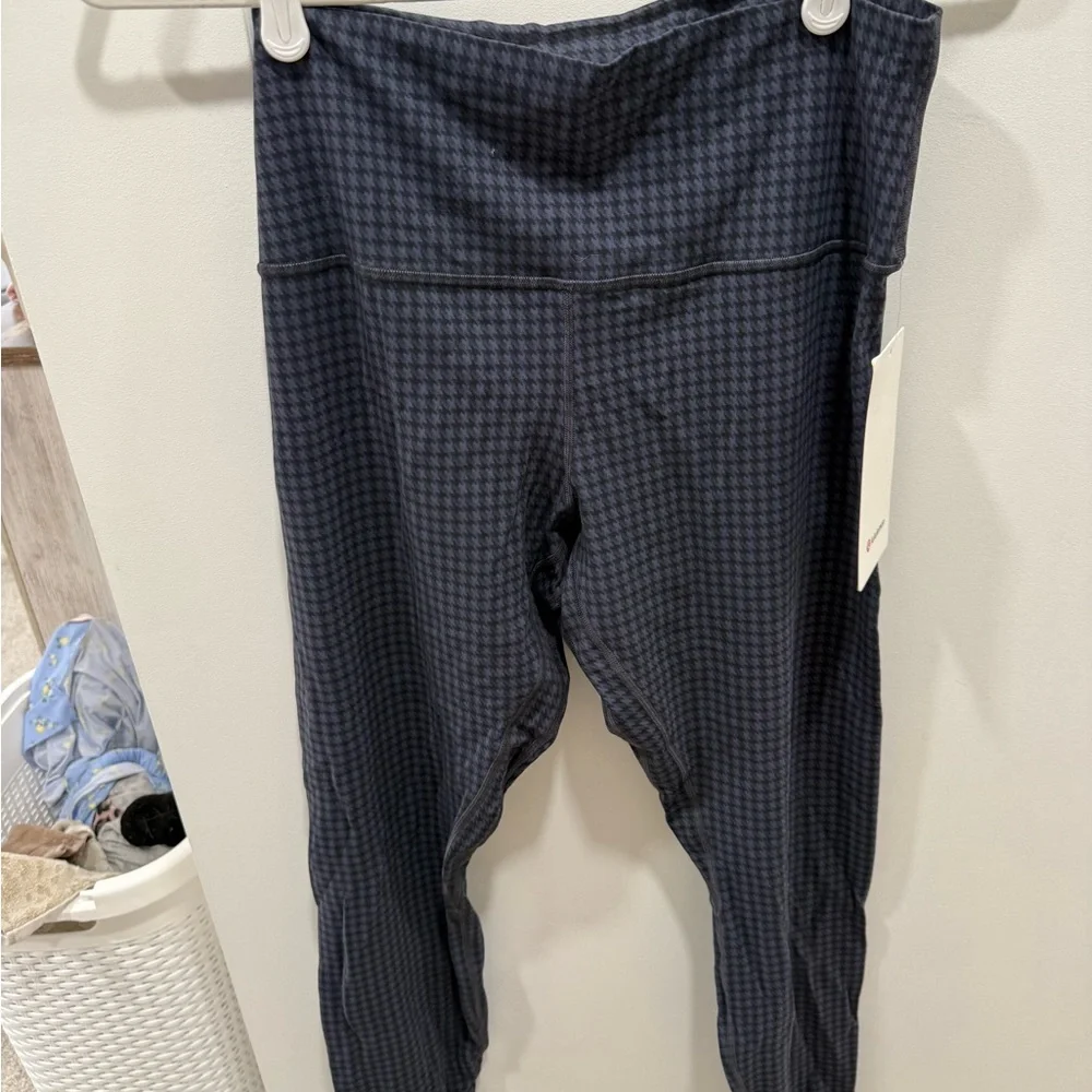 lululemon athletica Dark Blue Checkered Leggings - Picture 1 of 3